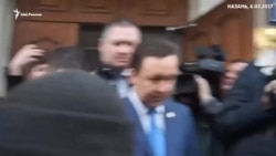 Как клиенты рухнувших банков разговаривали с Халиковым Как клиенты рухнувших банков разговаривали с Халиковым