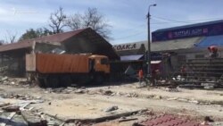 Битва за симферопольский рынок: кому понадобилась «зачистка»? (видео) Битва за симферопольский рынок: кому понадобилась «зачистка»? (видео)