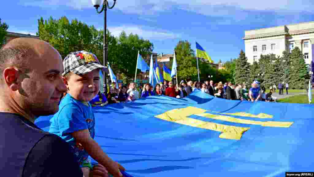 В Херсоне прошли памятные мероприятия, приуроченные к 73-ей годовщине депортации крымскотатарского народа, 18 мая 2017 года