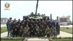 Кадыров открыл памятник танку Т-72. Россия применяла их в Чечне Кадыров открыл памятник танку Т-72. Россия применяла их в Чечне