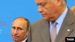 В.Путин и В.Якунин. Вместе ели глухаря.