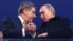 Президент МОК Томас Бах и Владимир Путин на церемонии открытия Олимпиады в Сочи