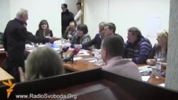 Підрахунок голосів в ОВК 223 округу: як це було Підрахунок голосів в ОВК 223 округу: як це було