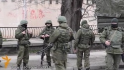 Оккупация и сопротивление. Хроники: Украинские военные отказались разоружаться (видео) Оккупация и сопротивление. Хроники: Украинские военные отказались разоружаться (видео)