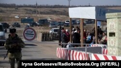 Серед ймовірних майбутніх зон розведення називають КПВВ «Гнутове», залізничний міст в Станиці Луганській і Новоселівку Другу (в районі Авдіївки)