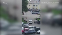 В Луцке мужчина захватил автобус с заложниками – видео с места событий В Луцке мужчина захватил автобус с заложниками – видео с места событий