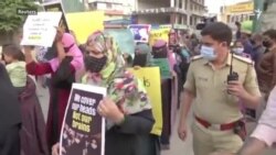 د عربي هېوادونو وګړي د حجاب په اړه څه نظر لري؟ د عربي هېوادونو وګړي د حجاب په اړه څه نظر لري؟