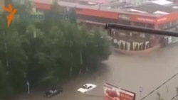 Во Владикавказе бушует стихия Во Владикавказе бушует стихия