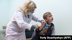 Вперше з початку спалаху кору в Україні Львівська область втратила своє лідерство за рівнем захворюваності на кір, кажуть у міністерстві