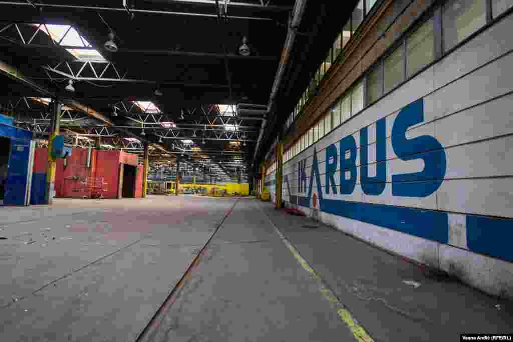 2019. godine kasa fabrike je prazna, a radnici ne primaju platu već mesecima. 