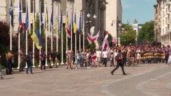 Представники «Національного корпусу» вимагали у президента громадянство для добровольців-іноземців – відео Представники «Національного корпусу» вимагали у президента громадянство для добровольців-іноземців – відео