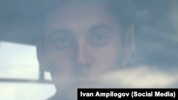 Іван Ампілогов