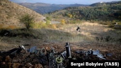 Чиновники вірменського походження в Нагірному Карабасі заявили, що внаслідок боїв із Азербайджаном загинули ще 45 військовослужбовців