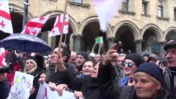 У Тбілісі вийшли на підтримку Саакашвілі (відео) У Тбілісі вийшли на підтримку Саакашвілі (відео)
