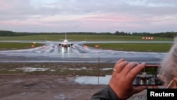 Журналісти не змогли додзвонитися ні на домашній, ні на мобільний телефони Галегова