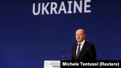 «Як і в минулому, ми завжди будемо дуже ретельно перевіряти кожне рішення, що працює, що має сенс, яким може бути наш внесок», – Олаф Шольц