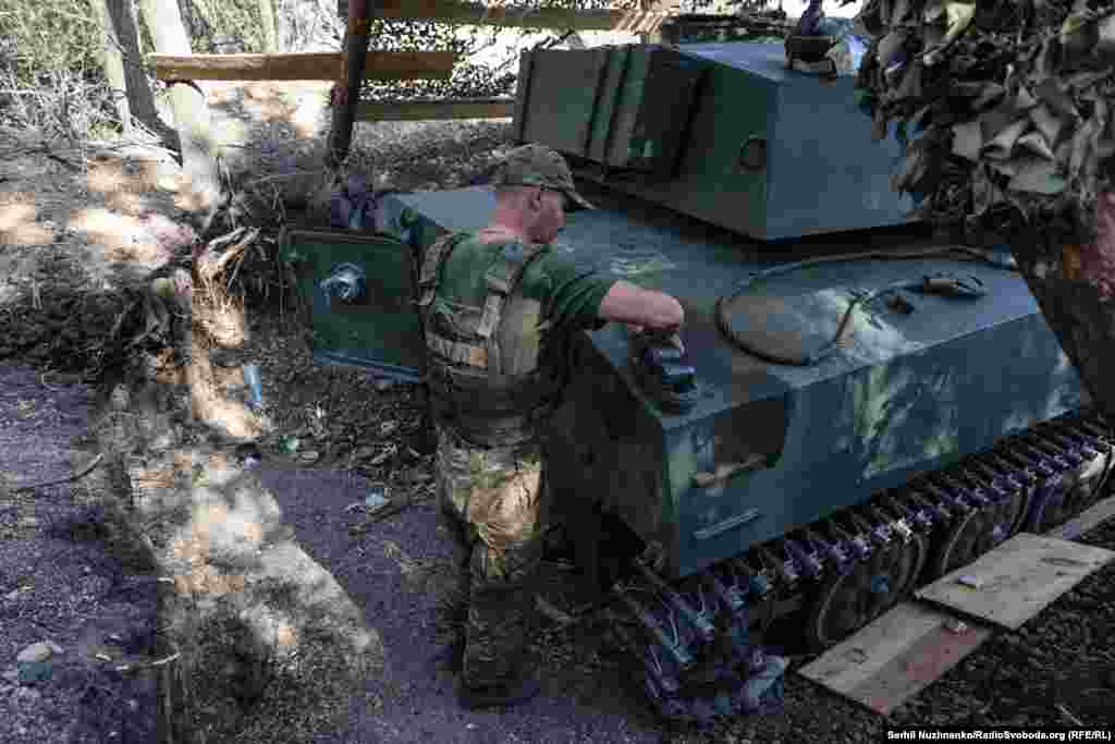 САУ «Гвоздика» – радянська зброя калібром 122 міліметри, яка здебільшого застосовується по живій силі супротивника