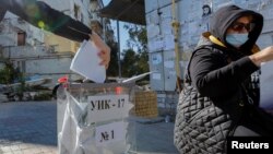 Голосування в окупованому РФ Маріуполі на псевдореферендумі у 2022 році