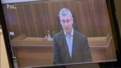 Шуляк на допиті розповів про деталі втечі з України (відео) Шуляк на допиті розповів про деталі втечі з України (відео)