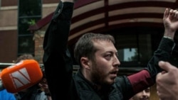 რატომ იცავს მაია უსტარაშვილი გიორგი ჭელიძეს? რატომ იცავს მაია უსტარაშვილი გიორგი ჭელიძეს?