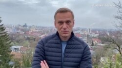 Алексей Навальный летит домой Алексей Навальный летит домой