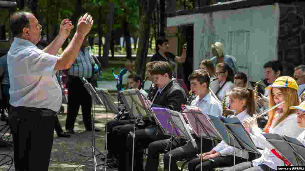 Детский оркестр 