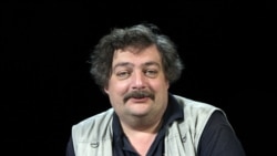 Лицом к событию. Дмитрий Быков: "Запрос масс - на неучастие в большой истории" Лицом к событию. Дмитрий Быков: "Запрос масс - на неучастие в большой истории"