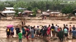 Щонайменше 90 людей загинуло внаслідок тропічного шторму на Філіппінах (відео) Щонайменше 90 людей загинуло внаслідок тропічного шторму на Філіппінах (відео)