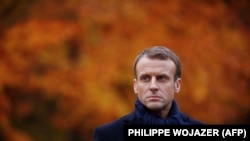 Макрон планує виступити зі зверненням