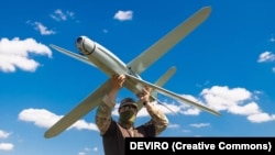 Український вояк з дроном «Булава». 2025 рік