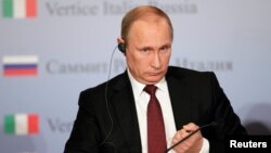 Володимир Путін на прес-конференції у Трієсті, 26 листопада 2013 року