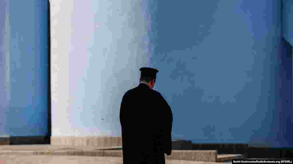 Вселенський патріарх Варфоломій прибув в Україну з триденним візитом. Для Православної церкви України, що у 2019 році отримала томос, візит патріарха Варфоломія – це, ймовірно, найвизначніша подія в її історії