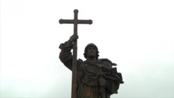 Путин открыл памятник киевскому князю Владимиру в Москве (видео) Путин открыл памятник киевскому князю Владимиру в Москве (видео)