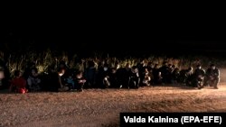 10 серпня Латвія оголосила тримісячний надзвичайний стан в декількох південних і південно-східних регіонах після припливу мігрантів