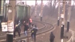 Конфлікт в «Кривому Торці»: в хід пішли бензопила та рушниця (відео) Конфлікт в «Кривому Торці»: в хід пішли бензопила та рушниця (відео)