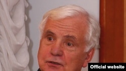 Роман Шпорлюк (фото з сайту: nauka.in.ua)