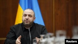 Участник переговоров, министр обороны Украины Рустем Умеров