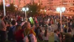 «Іди геть!» лунає п’яту добу протестів у Білорусі – відео «Іди геть!» лунає п’яту добу протестів у Білорусі – відео