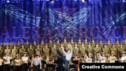 Выступление Ансамбля песни и пляски имени Александрова