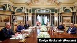 Музокирот дар шаҳри Риёз