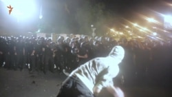 Бійка під судом: бійці «Торнадо» поїхали до СІЗО (відео) Бійка під судом: бійці «Торнадо» поїхали до СІЗО (відео)